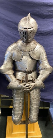 20KE-1 3/4 SUIT OF AUTHENTIC ARMOUR