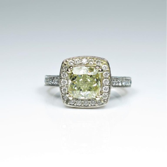 20CAI-5 YELLOW & WHITE DIAMOND RING