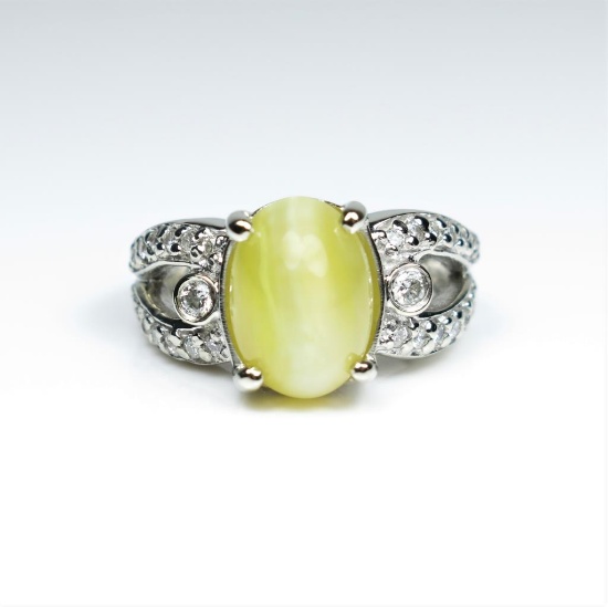 20CAI-12A CHRYSOBERYL CATS EYE & DIAMOND RING