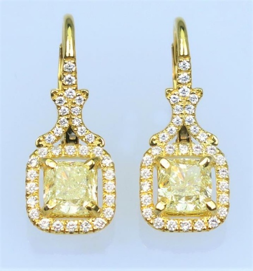 20CAI-8 YELLOW & WHITE DIAMOND EARRINGS