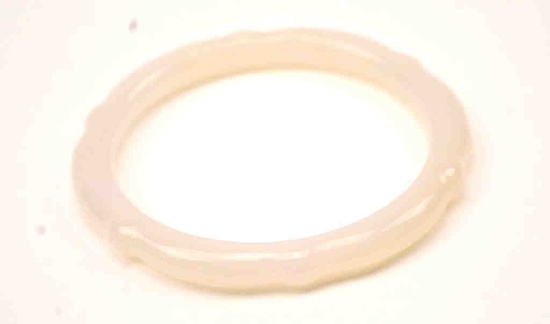 20RPS-35 LAVENDER JADE BANGLE