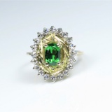 20CAI-23 TSAVORITE GARNET & DIAMOND RING