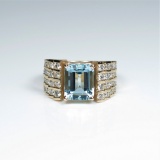 20CAI-9 AQUAMARINE & DIAMOND RING