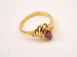 20RPS-13 RUBY & DIAMOND RING