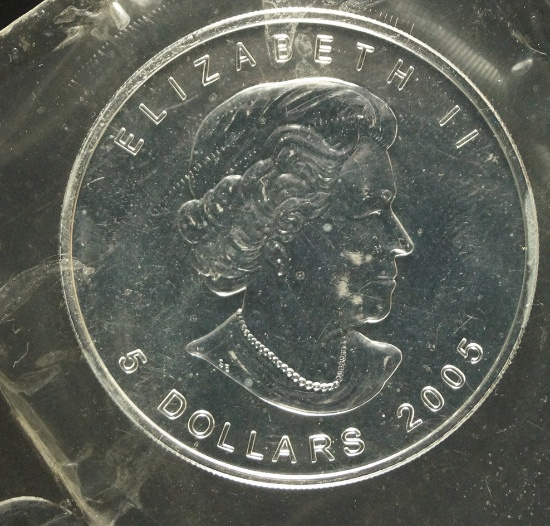 2005 Canadian Silver $5.00 Maple Leaf Still in Original Plastic BU