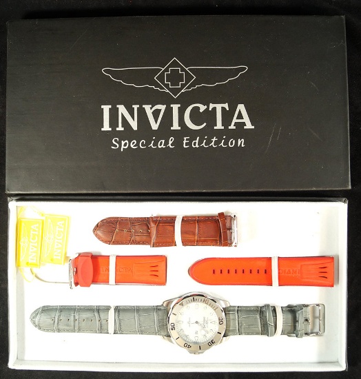 Invicta, MOP Dial Watch, MIB, with 2 extra Bands.