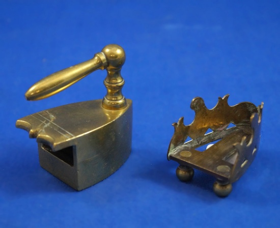 Childs small brass SAD iron, with matching brass turret, together Ht 3", base 2" long