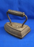 Flat iron, cast iron, indiscernible writing on top of base, Ht 5