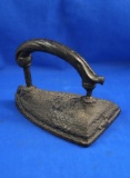 Flat SAD iron, black cast iron, fancy handle, roughened finish, Ht 5