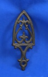 Small trivet, 5 1/4' long