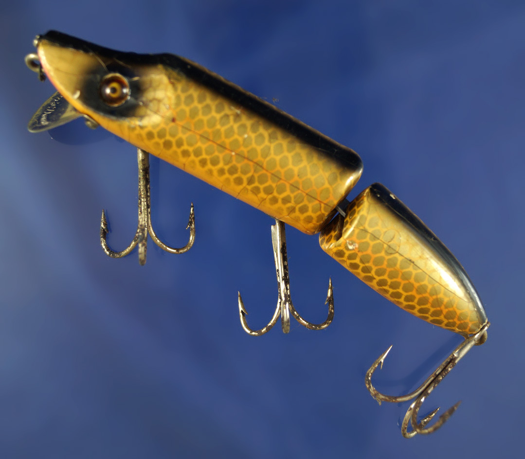 Vintage fishing lure: Heddon - Vamp Jointed