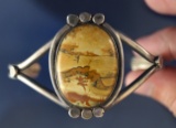 Vintage Zuni bracelet with a beautiful Picture Jasper stone.