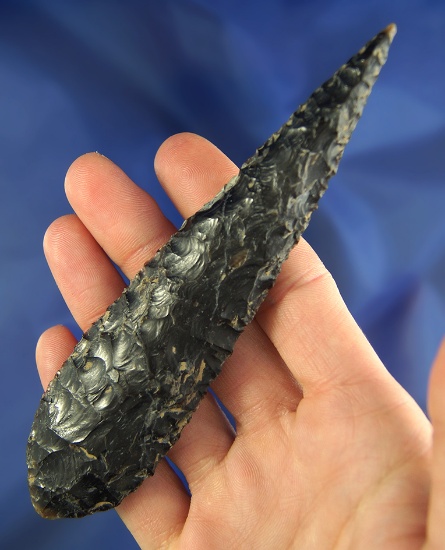 Excellent quality flaking on this well made 5 5/16" Obsidian Knife found in Oregon.