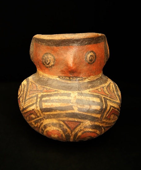 4 1/4" Tall Cochle Cultre Effigy Jar with Suarian Emblems.   Panama, circa AD 600-800. Schmitt COA.