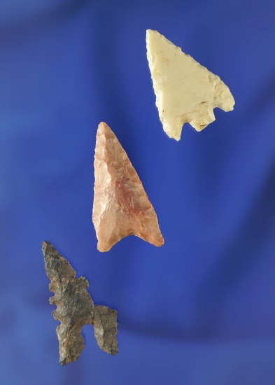 Set of three nice Midwestern arrowheads including a very unique Toyah that is 1" long.