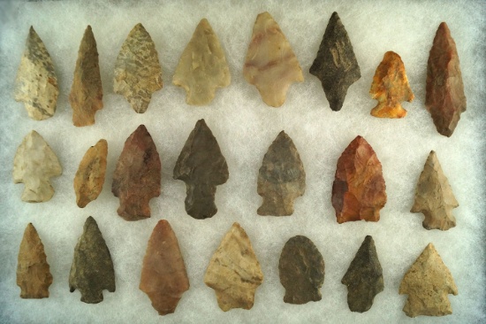 Set of 22 assorted Midwestern arrowheads, largest is 2 1/4".