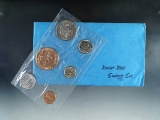 Uncirculated 1982 Denver Souvenir Set in Original Envelope Cent – Half Dollar Plus a Mint Medal