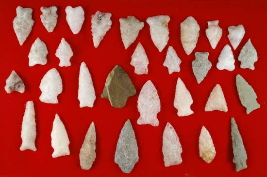 Large group of 31 assorted mostly Quartz arrowheads found in Virginia. Largest is 2 1/4".