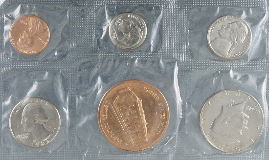 Uncirc. Denver Souvenir Set in Orig. Envelope Cent – Half Dollar &  Mint Medal. *See full descrip.