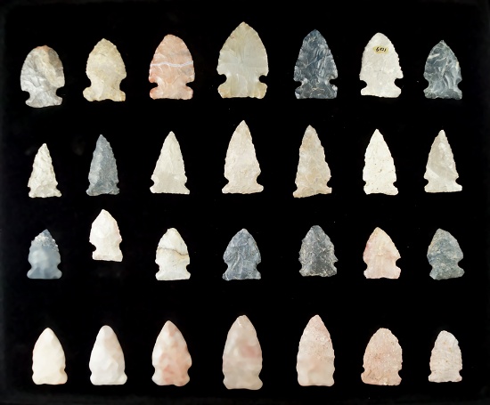 Group of 28 assorted Archaic Sidenotch arrowheads found in Ohio, largest is 1 5/8".