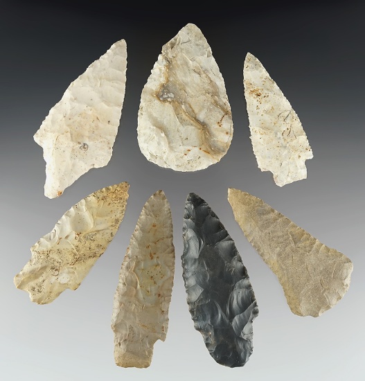 Set of 7 assorted Midwest points in good condition. The white Leaf Blade has an impact fracture.