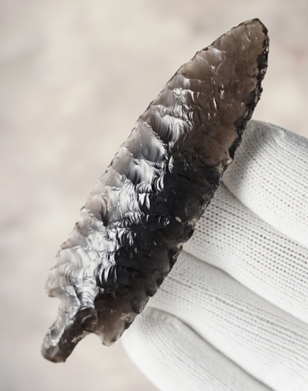 Nice flaking! 3 1/2" Unclassified Obsidian Stemmed Knife. Likely Mexico/Central America.
