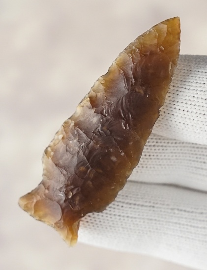 2 5/16" Besant made from Knife River Flint. Found in Oliver Co., North Dakota. COA.