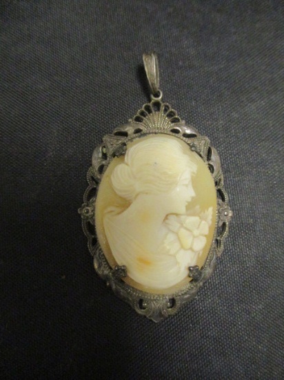 Sterling Silver Ornate Cameo Pendant