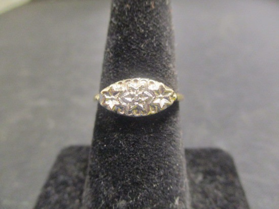 10k Gold Ring w/ Diamond Chip