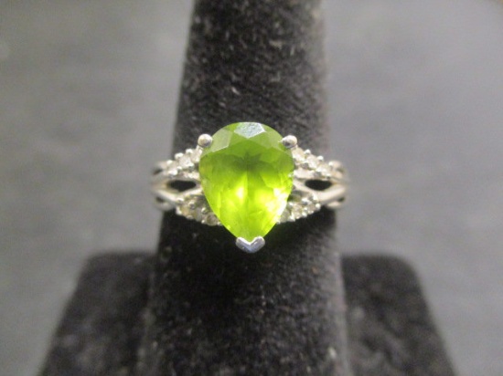 10k White Gold Peridot Ring