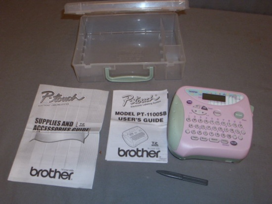 Brother P-Touch Electronic Labeling System w/Case - Needs Batteries