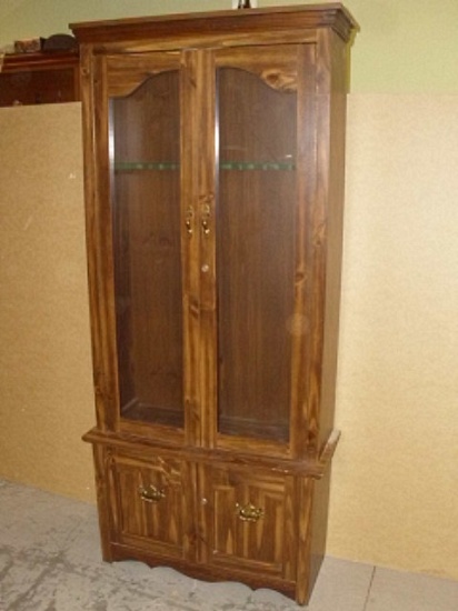 Gun Cabinet w/Bottom Storage - Locks work approx. 32"W x 72"H x 13"D