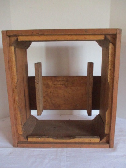 Vintage Wood Case/Stand/Platform