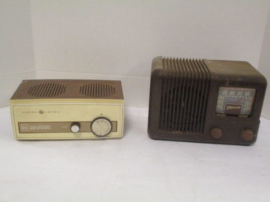 Two Vintage Table Top Radios