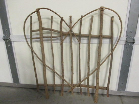 Twig Heart Shaped Panel
