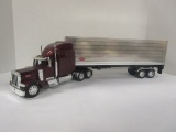 Peterbuilt Toy 18 Wheeler