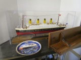 Model of Titanic in Display w/ Plate