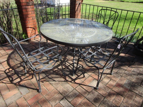 Round Glass Top Table w/ Metal Base and 4 Chairs