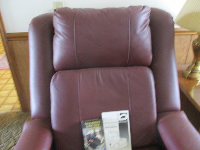 Berkline 8 roller discount shiatsu massage recliner