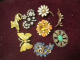 Lot of Vintage Pins