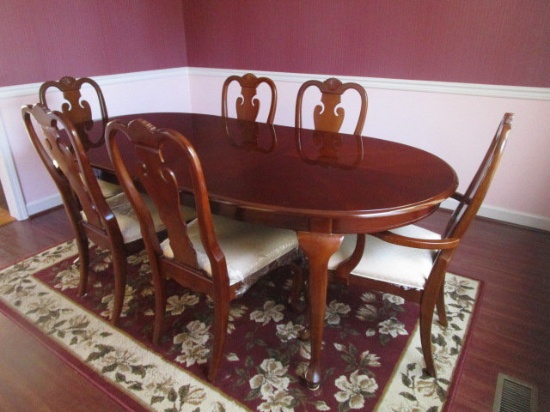 Dining Room Table with Two Arm and Four Side Chairs