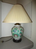 Oriental Two Bulb Lamp