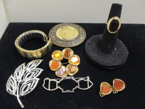 Lot of Vintage Jewelry inc. Coro & Sarah Conventry