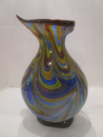 Beautiful Art Glass Vase with Leaf Shaped Rim