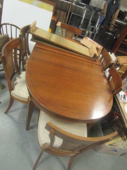 Thomasville Table, 6 Chairs, 3 Leaves and Table Protectors