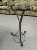 Black Metal Stand