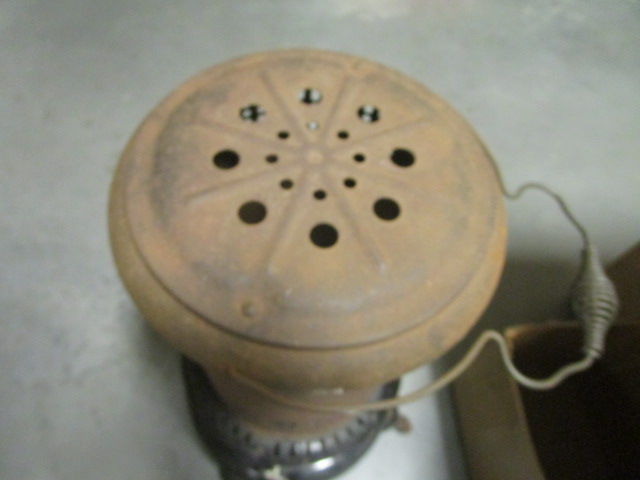 Vintage Perfection No. 525M Kerosene Heater