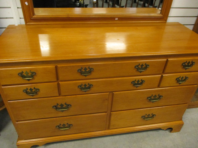 Willett Lancaster County Solid Maple Dresser with | Proxibid