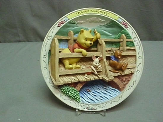 Winnie The Pooh And Friends Plate "Playing Poohsticks" 1996 Bradford Exchange