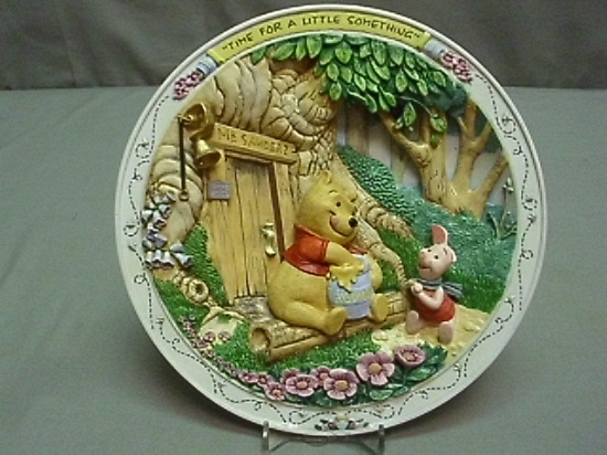 Winnie The Pooh And Friends Plate "Time For A Little Something" 1994 Bradford Exchange